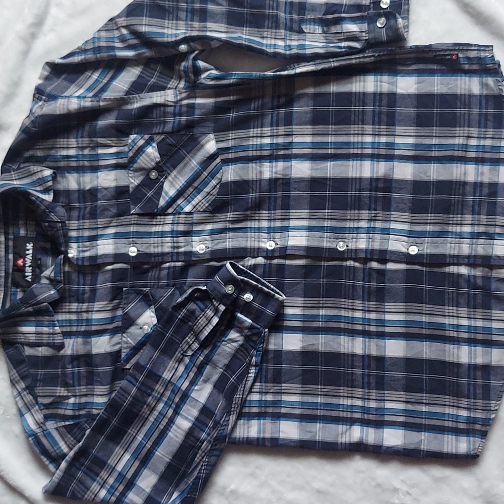 Airwalk Size 18 boys Blue Plaid Button down, excellent condition